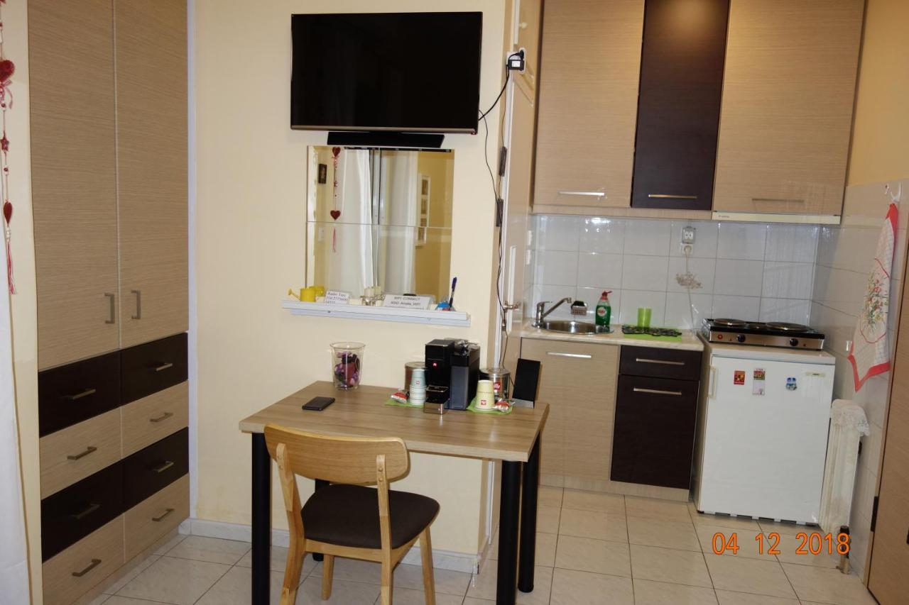 Apartment Studio Near Marousi Station アテネ エクステリア 写真
